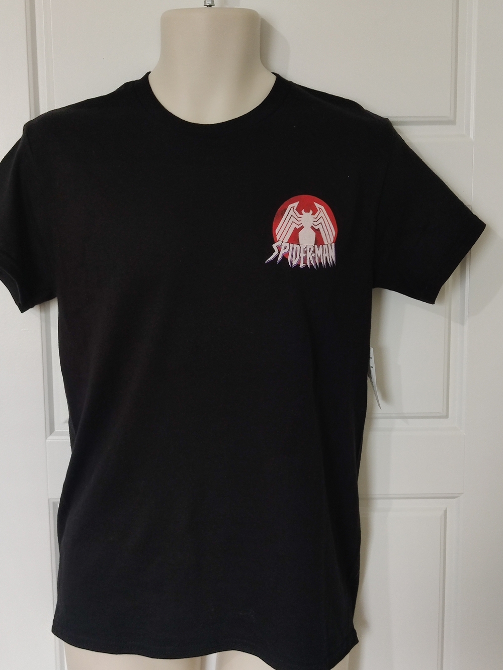 Men's Short Sleeve Marvel Spider Man Tee Shirt NWT